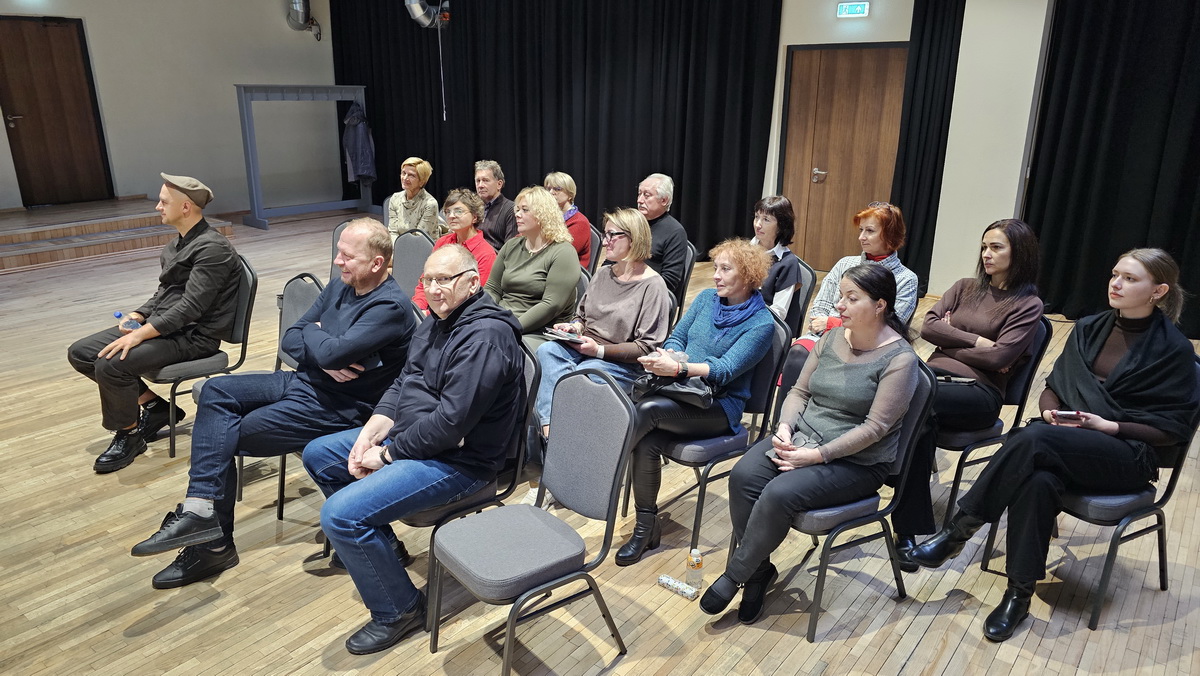 20251106 101258 resize