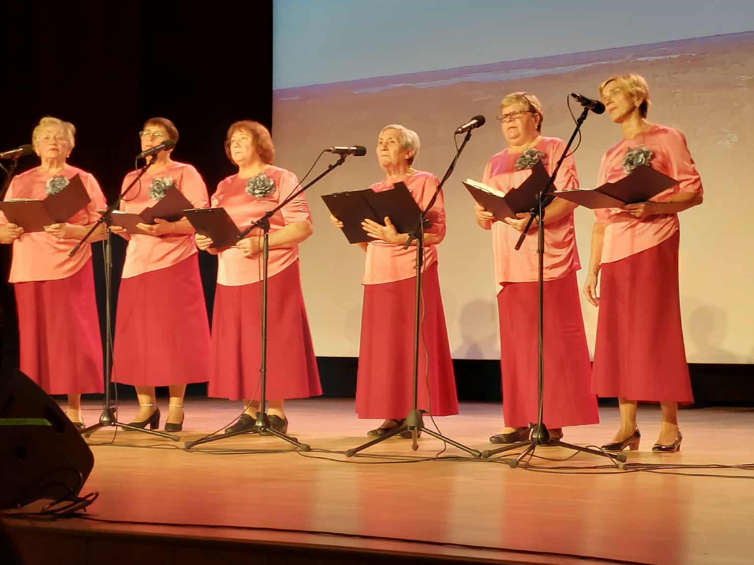 9fb04238 29aa 4ac8 8420 41e55bd5e3a1