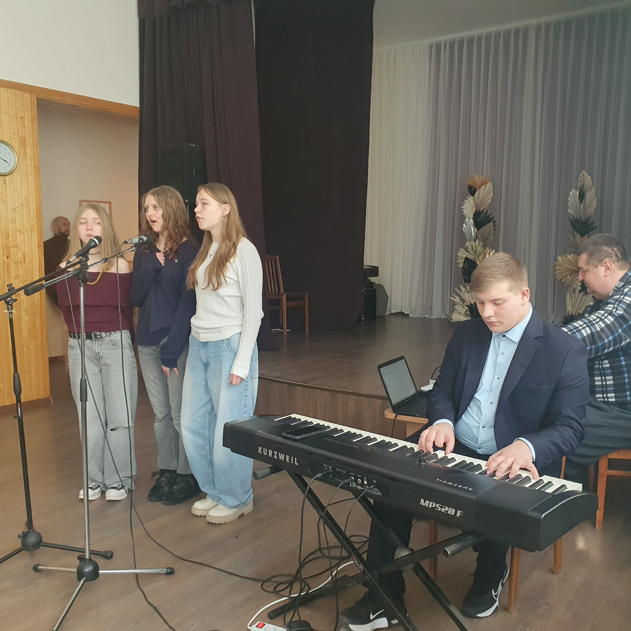 ee8b6d05 fc8d 47ce 90ad 7650a57fb2a0